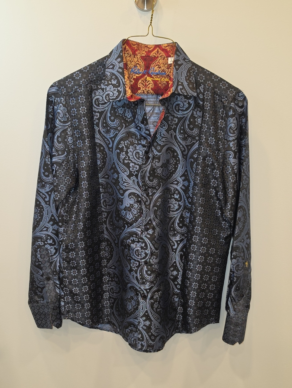 Robert Graham Men's Large Nolan Black and Blue Paisley Button-Up Shirt